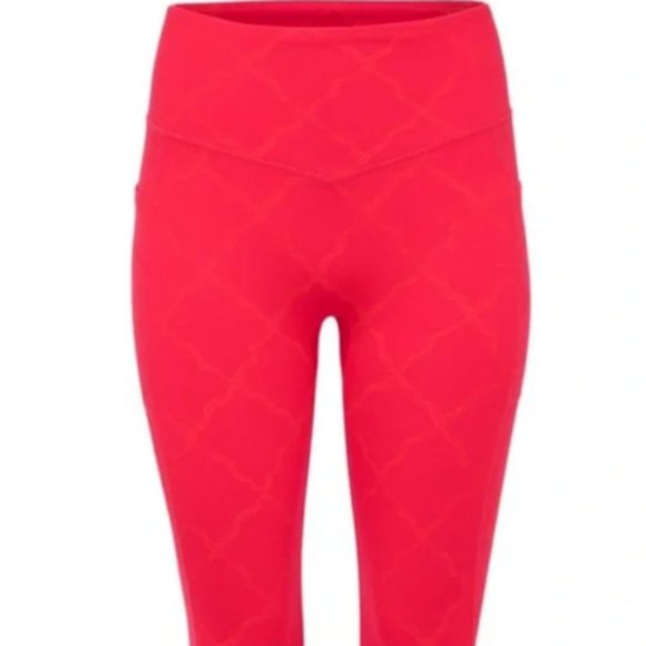 NWT SHEFIT  Rush Red Leggings + Workout Towel+ Wash Bag Compression - Picture 8 of 14